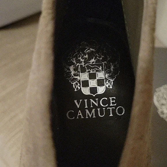 Vince Camuto Steevera Bootie Suede Grey size 7 - Picture 8 of 10